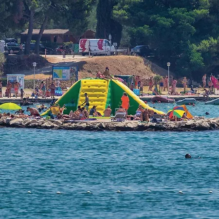Nyaraló Ulica Pazar I *
