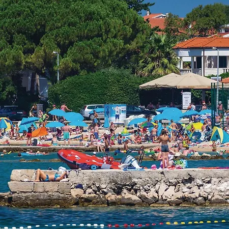Ulica Pazar I Casa de Férias Sveti Filip i Jakov