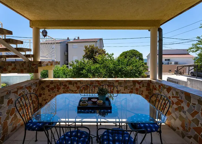 Ulica Pazar I Ferienhaus *